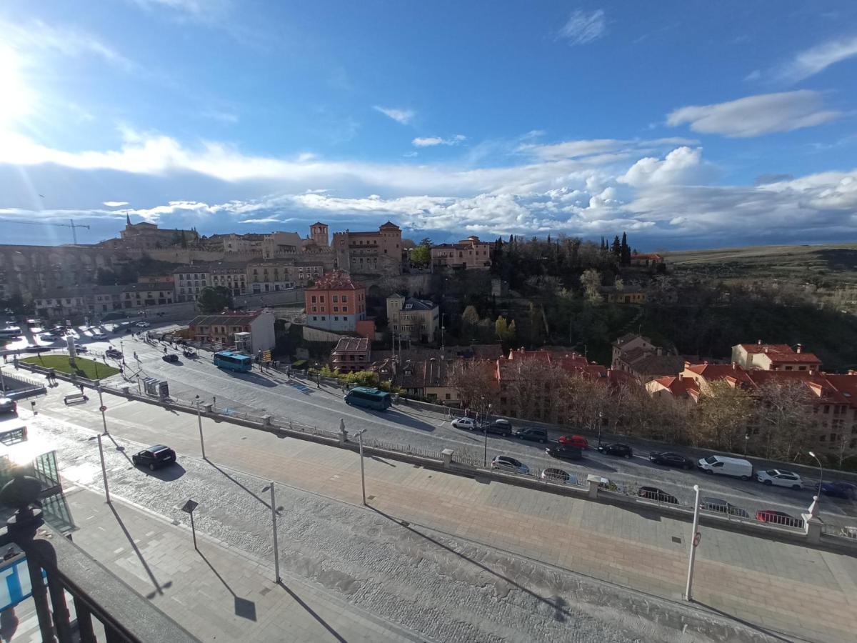 Hotel Ele Acueducto Segovia Exterior photo