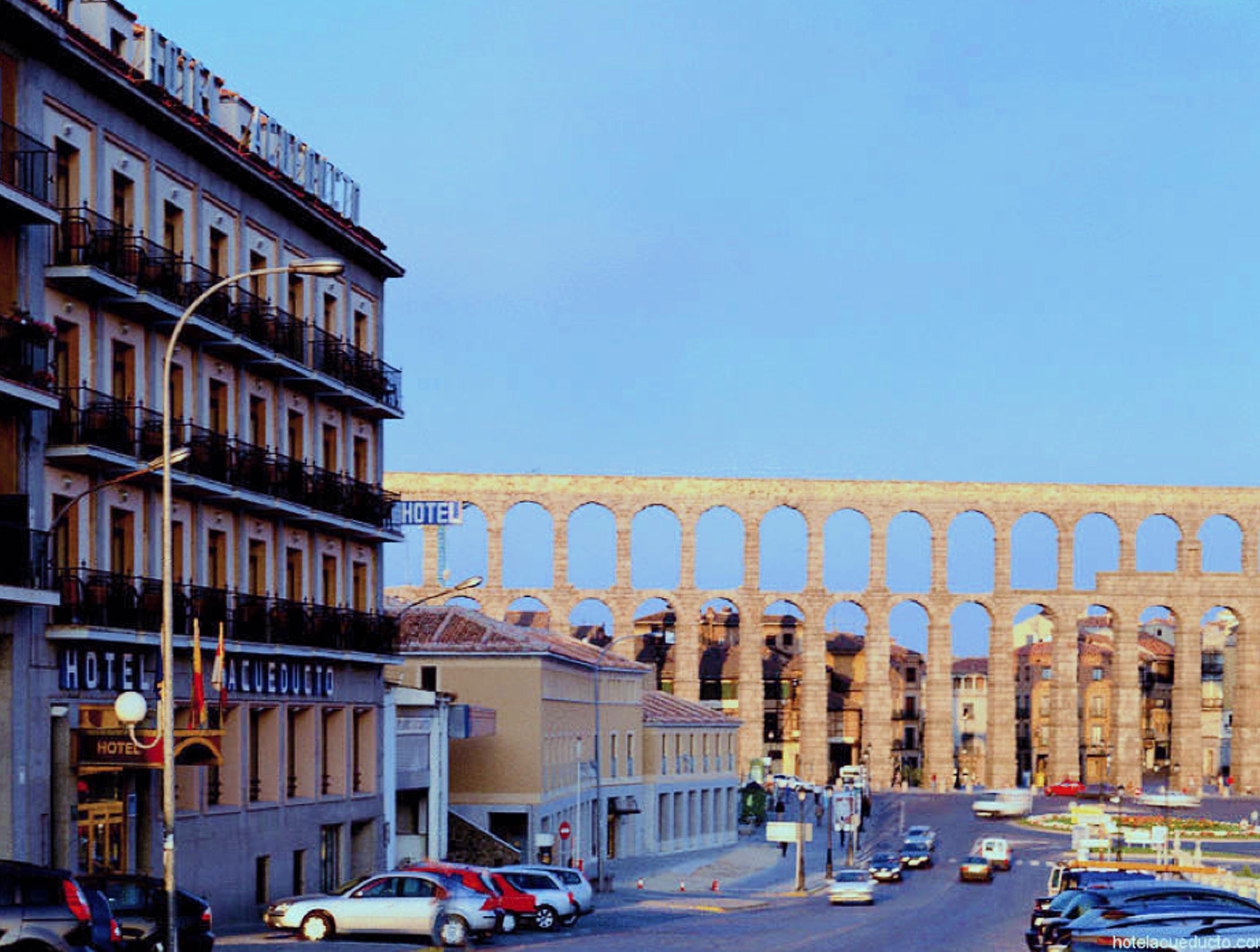 Hotel Ele Acueducto Segovia Exterior photo